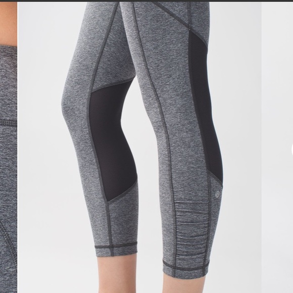 Lululemon Speed Crop Heathered Black - Picture 2 of 14